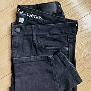 CK Black Ankle Skinny Jeans